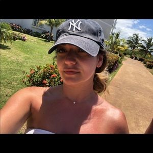 Meet your Posher, Sandy